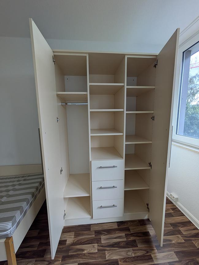 Bild 2 Nachmieter/in für Einzelzimmer in 2erWG Studentenwohnheim gesucht