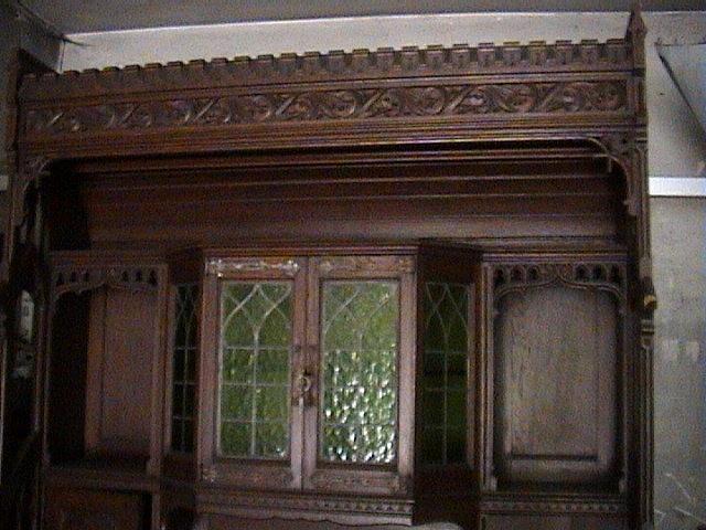Bild 10 altes Buffet ca 200 Jahre alt mit Bleiverglasung 2,75 hoch 1,60 breit 80 tief ec