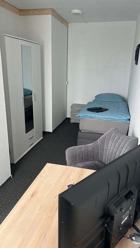 Bild 1 WG-Zimmer in Bad Dürrenberg (nur 21 Minuten bis zum HBF Leipzig)