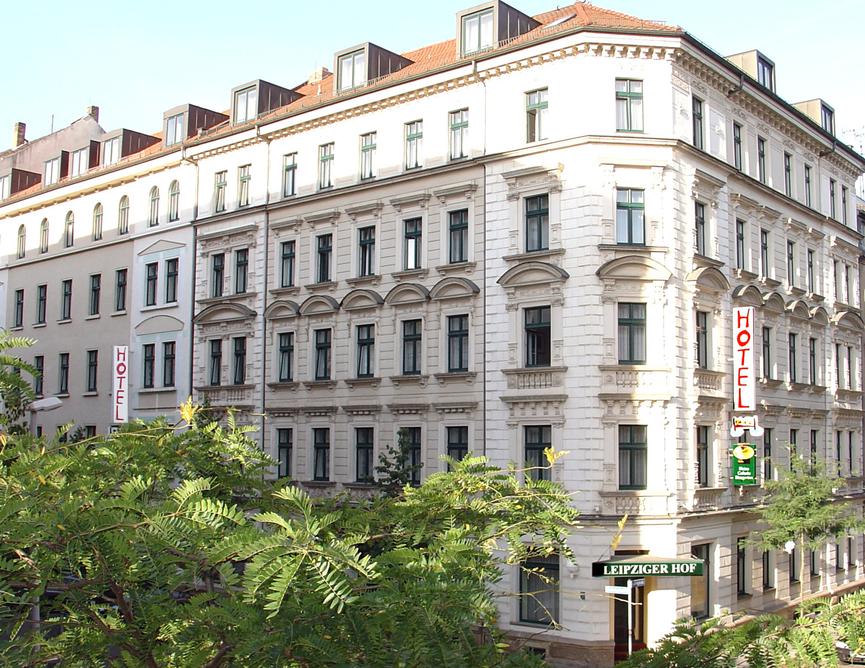 Bild 1 Service/Restaurantkraft (m/w/d) für kleines Hotel gesucht