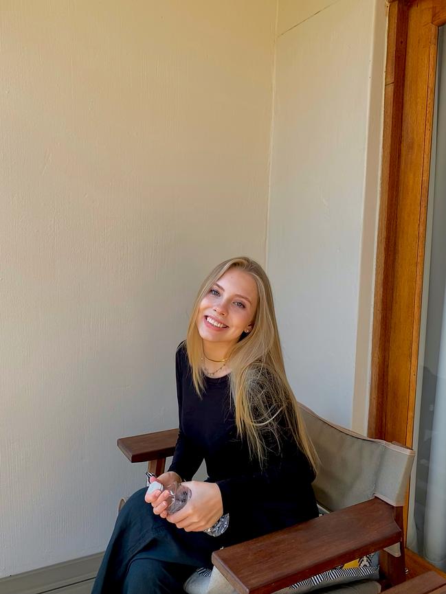 Bild 1 Berufstätige Absolventin sucht 1-2 Zi. Wohnung in Haidhausen & Umgebung