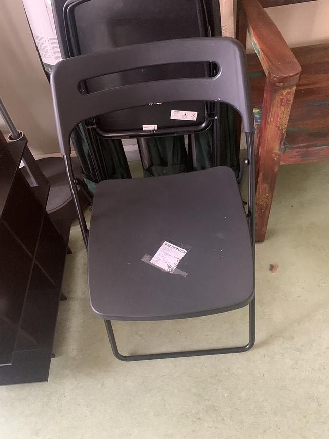 Bild 6 diverse Möbel / Ausstattung