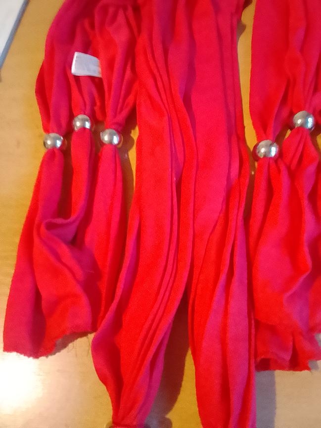 Bild 3 Schmuck Schal mit Herz. 5 Euro