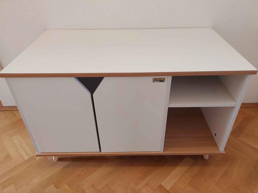 Bild 1 Schrank für Katzenklo abzugeben