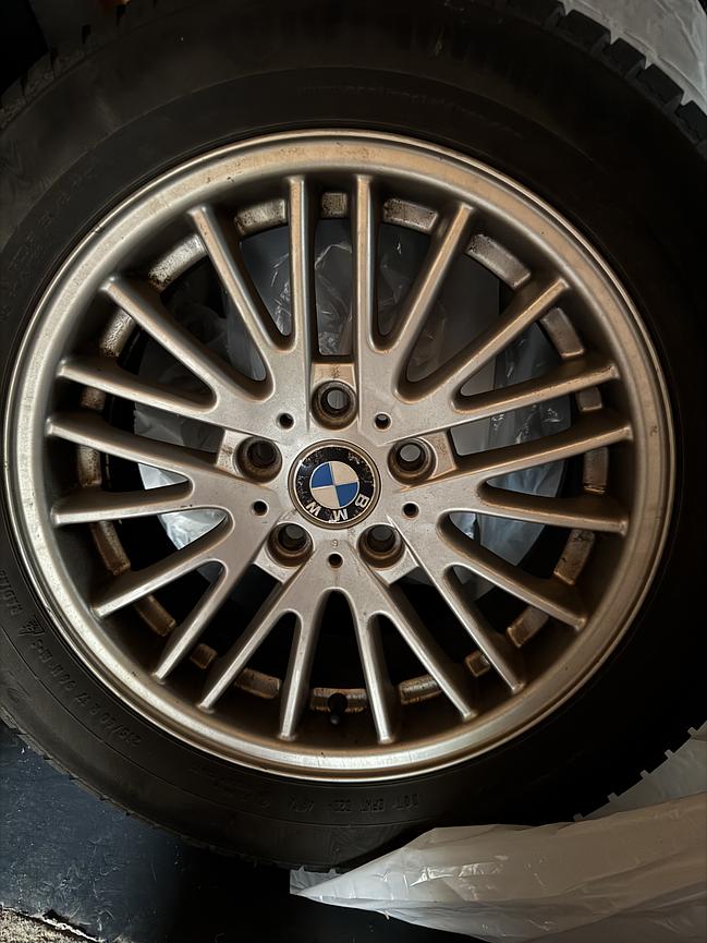 Bild 1 4 BMW Kompletträder zu verkaufen