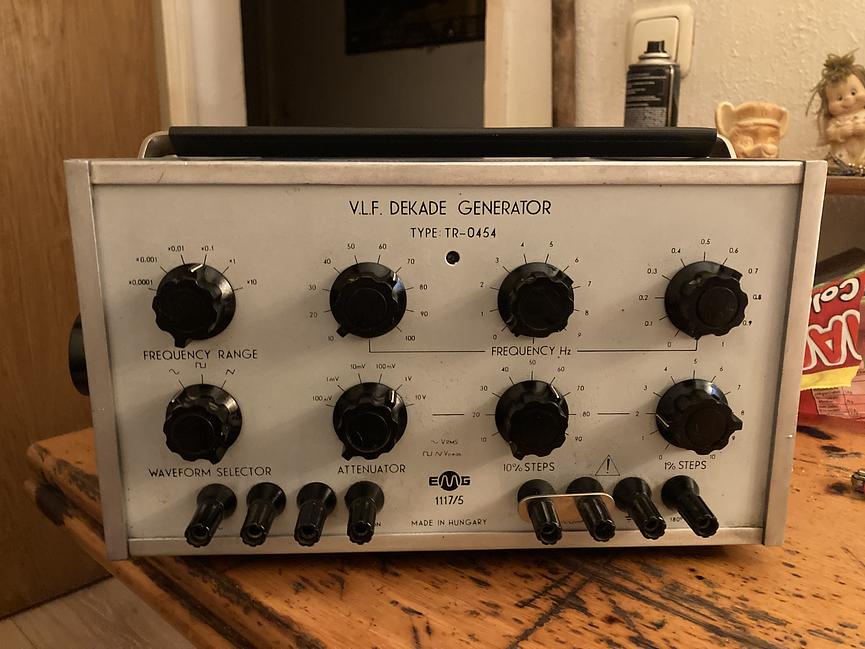 Bild 1 Frequenzgeneratoren Analog Musik