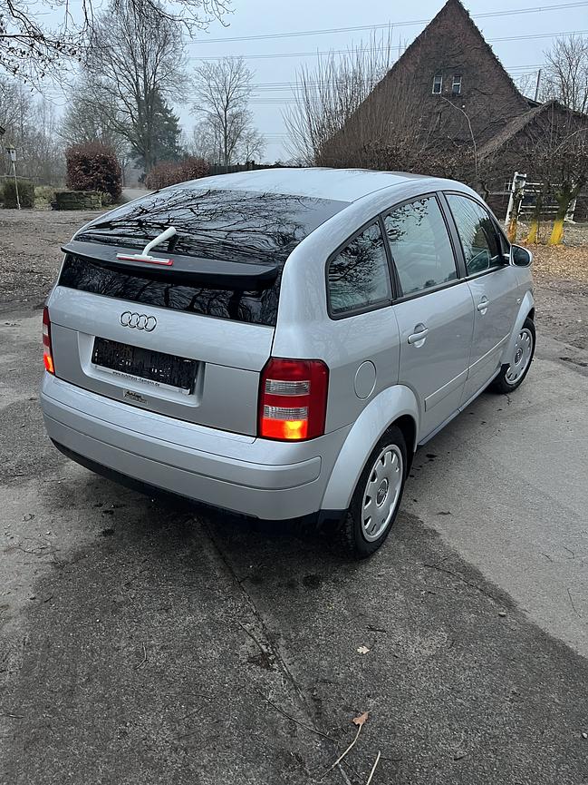Bild 2 Audi A2