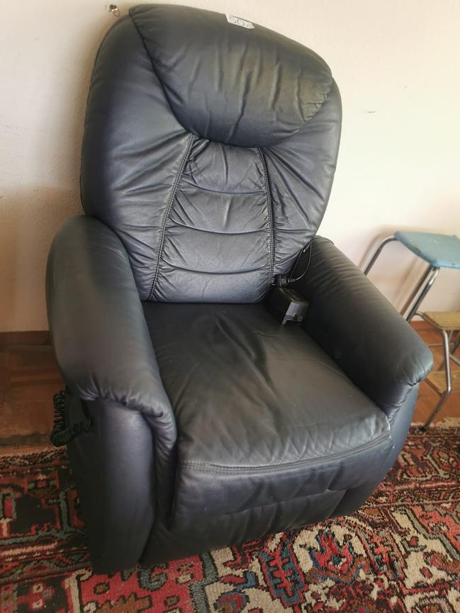 Bild 1 elektrischer Sessel