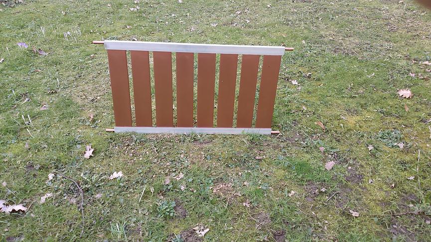 Bild 12 HEIZKÖRPER AUS KUPFER. KEIN ZENTRALHEIZUNGSKESSEL ERFORDERLICH !!!