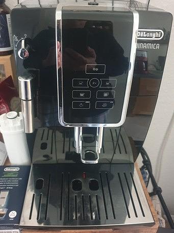 Bild 1 DeLonghi Kaffeevollautomat
