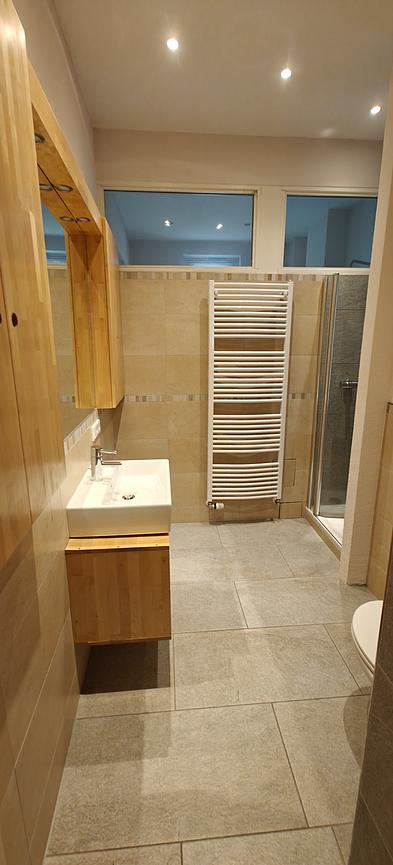 Bild 12 Exklusive 5-Zimmer Wohnung, ganze Wohnung (192 m2) für WG, keine Zi Anfragen!