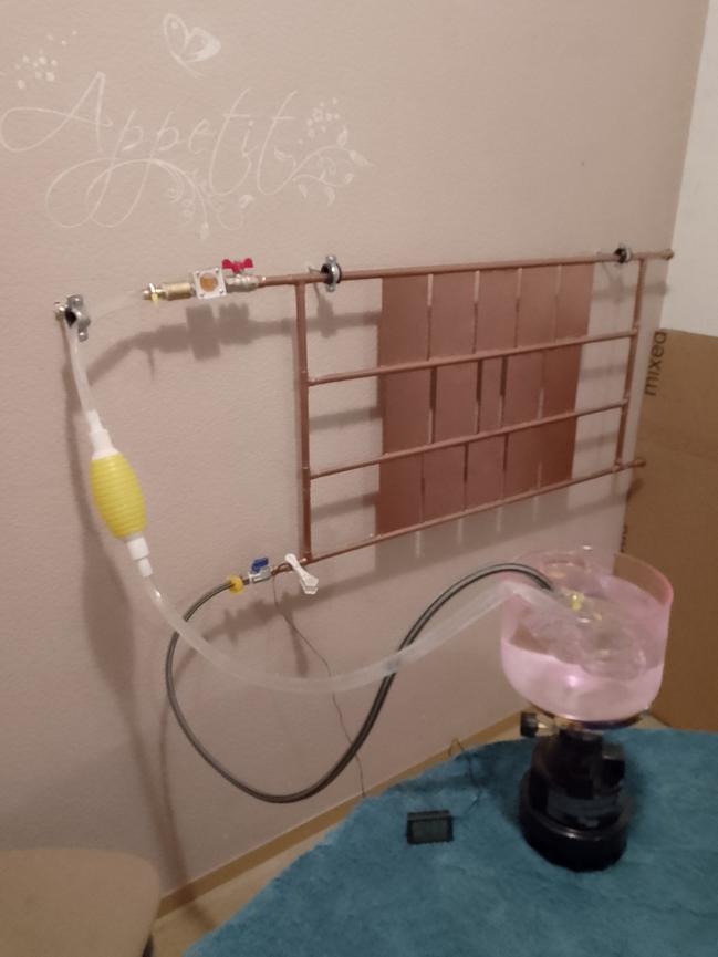 Bild 11 HEIZKÖRPER - KUPFER. KEIN ZENTRALHEIZUNGSKESSEL ERFORDERLICH !!!