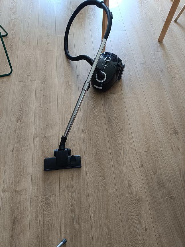 Bild 4 Staubsauger