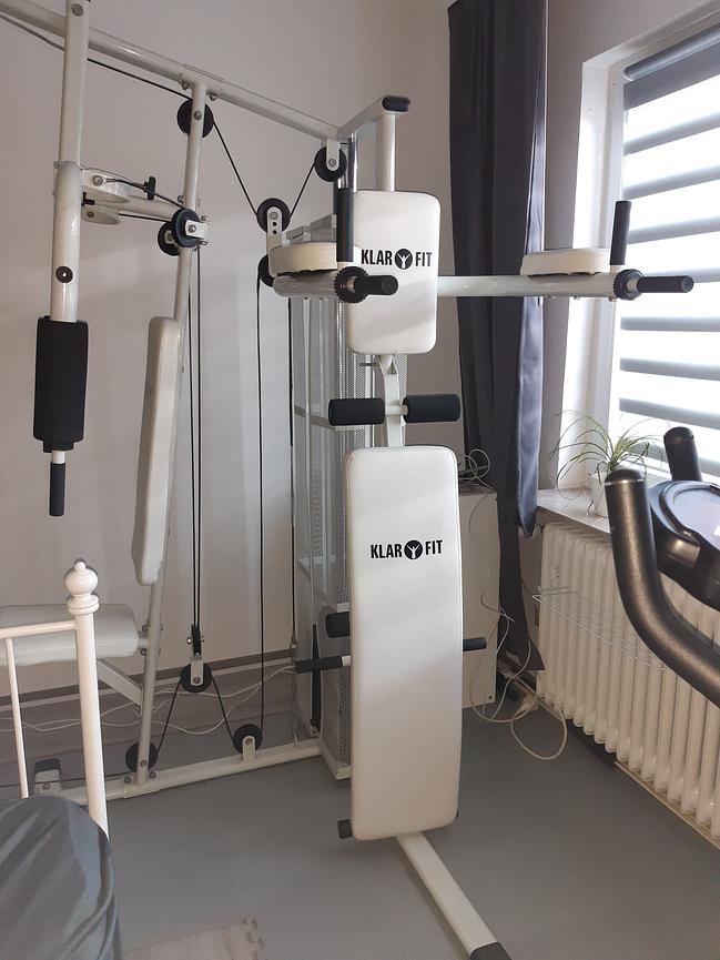 Bild 2 Fitnessstation, Ministepper, Standboxsack und Puzzlematten
