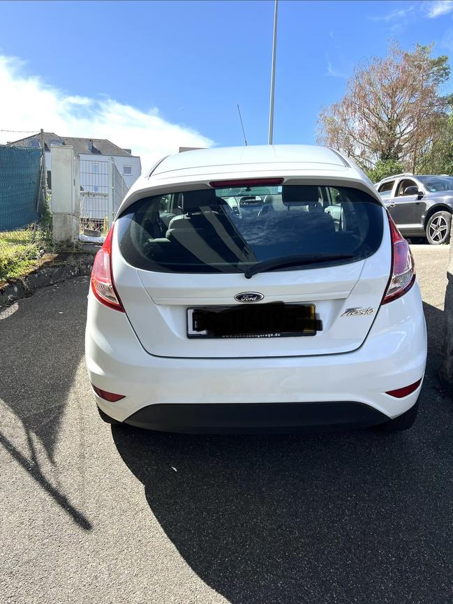 Bild 5 Ford Fiesta 2015 TÜV bis 04/27 sehr gute Zustand