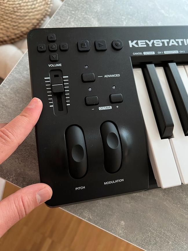 Bild 11 M-Audio Keyboard 49 MKIII / 3 Wochen benutzt !! für 50€