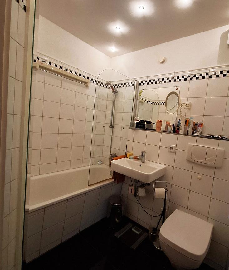 Bild 3 Möbiliertes Zimmer  Berlin Mitte