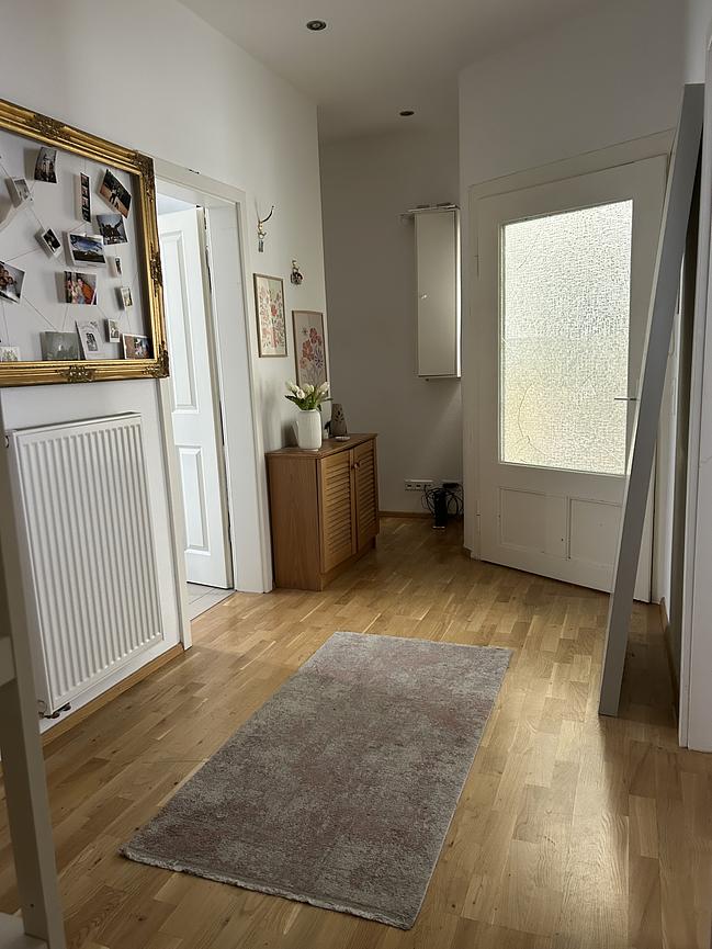 Bild 8 Großes WG Zimmer in renoviertem Altbau Stuttgart Ost