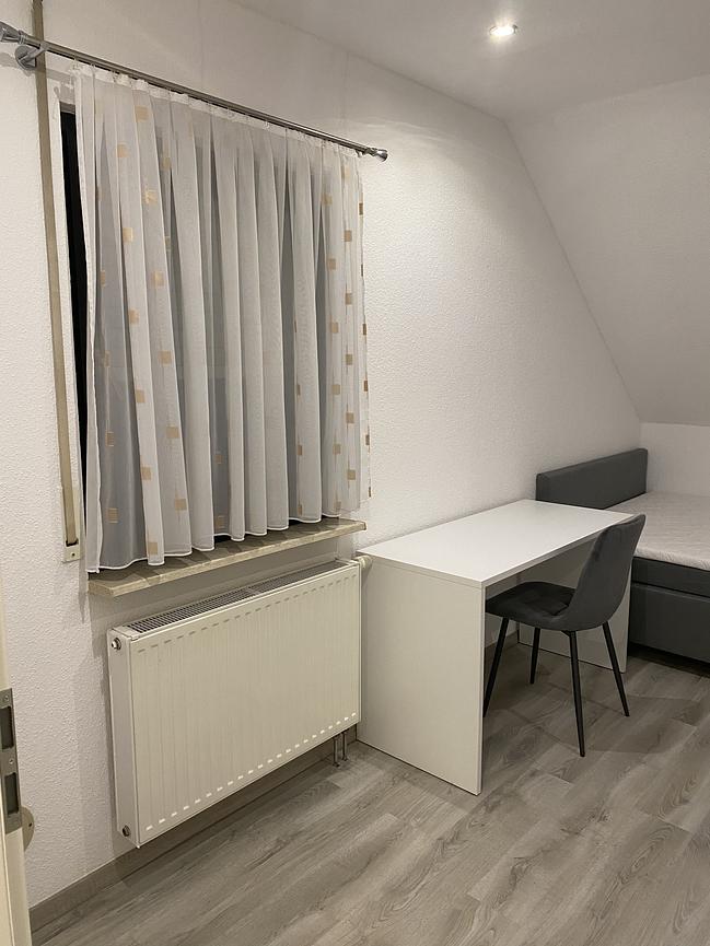 Bild 1 Zimmer ab sofort zu vermieten