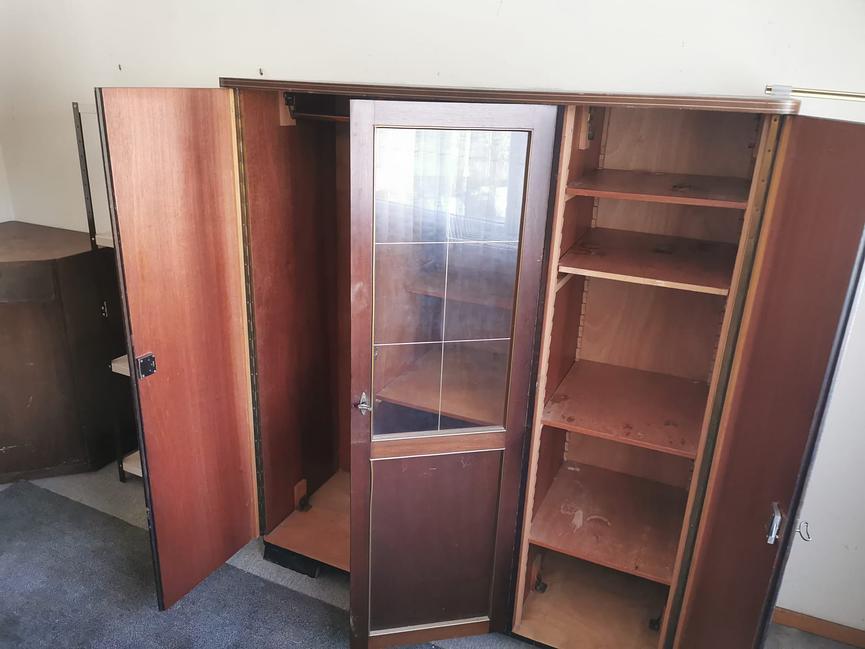 Bild 2 Vintage Kleiderschrank 60er Jahre