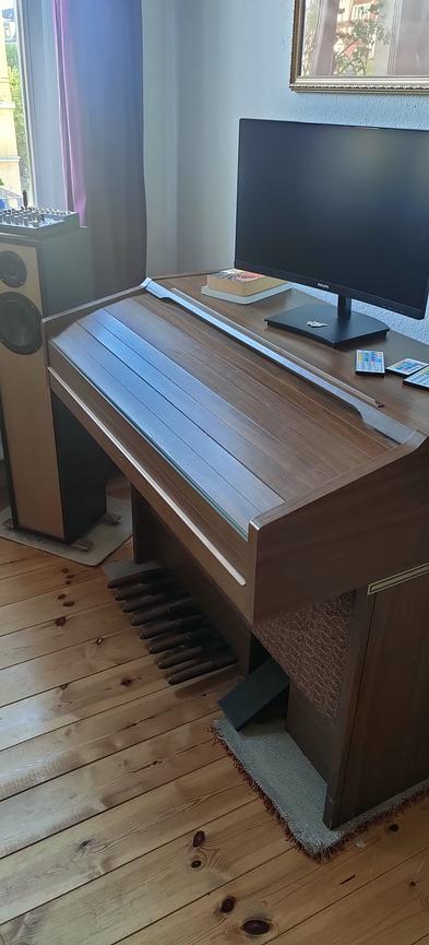Bild 7 Hammond Orgel ZU VERSCHENKEN in Leipzig Connewitz