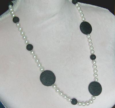 Bild 2 Perlen-Lavakette, Longkette, sportlich, chic und elegant