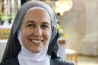 Bild 1 ALTE  KIRCHENSTATUEN