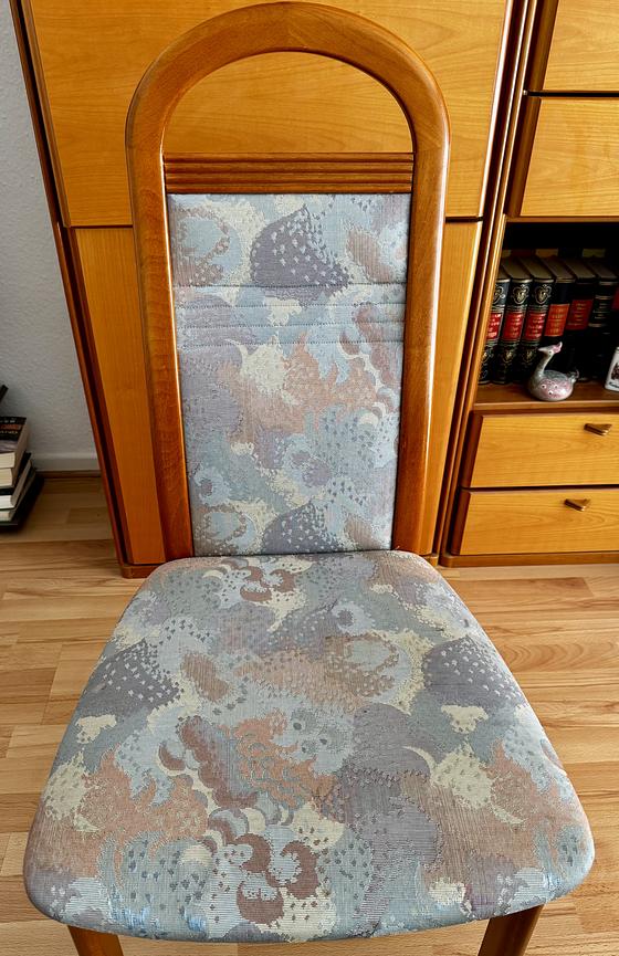 Bild 2 4 Stühle für Selbstabholer in Gelsenkirchen