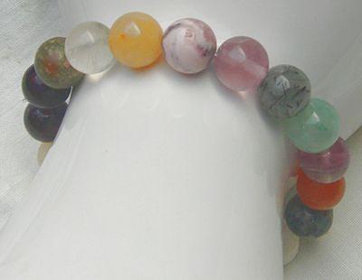Bild 3 Edelsteinarmband, ein kleiner Edelsteingarten
