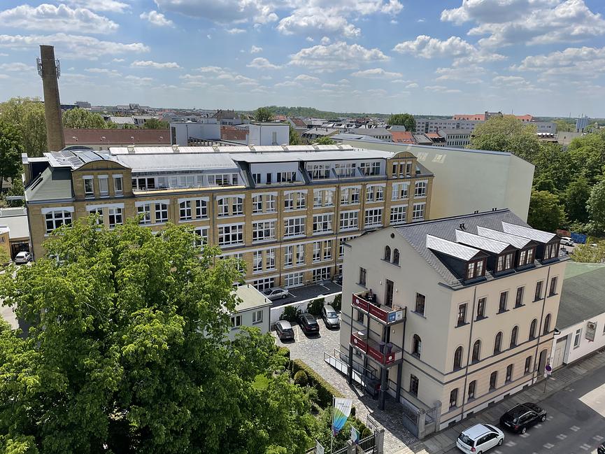 Bild 1 Haushandwerker für Eigenbaubetrieb (Immobilienbetreuung)