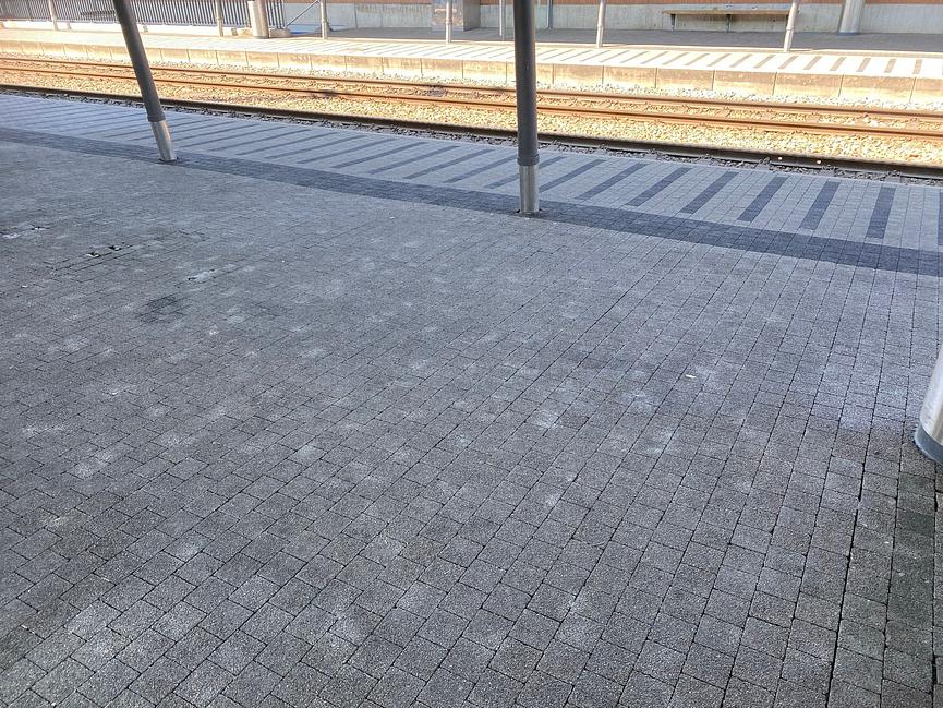 Bild 5 Kaugummi Entfernung, Bodenreinigung