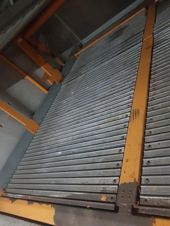 Bild 2 Tiefgaragenstellplatz in Stuttgart- West (Rotebühlstrasse 25) zu vermieten
