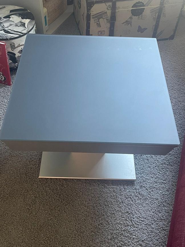 Bild 5 Couchtisch mit Lift und Staufach