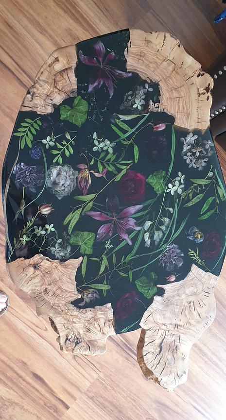 Bild 4 Design-Beistelltisch