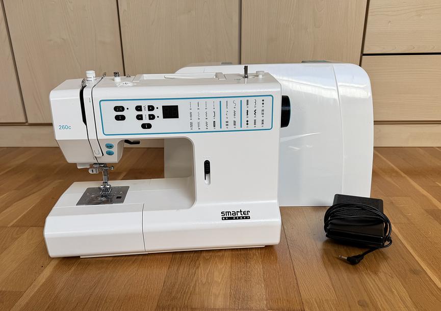 Bild 1 Pfaff Smarter (Anfänger-)Nähmaschine zu verkaufen