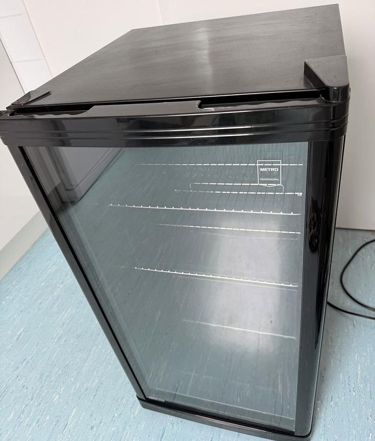 Bild 2 Kuhlschrank\ METRO/ SEHR GUT