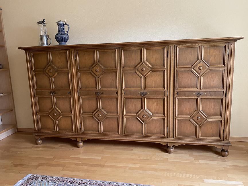 Bild 1 Highboard antik massiv