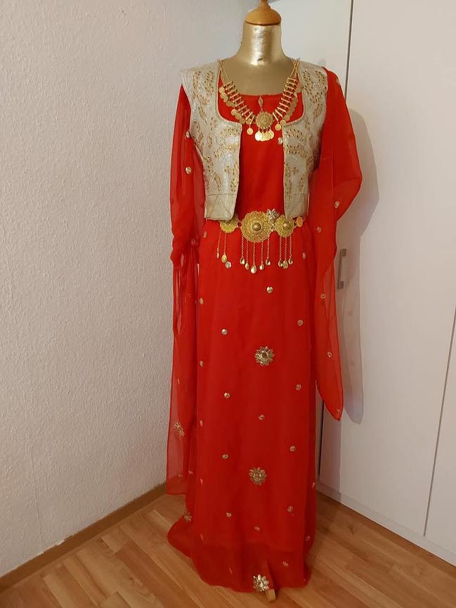 Bild 2 Mode-Stoffe Meterware / FLOHMARKT Heilbronn / Ausverkauf