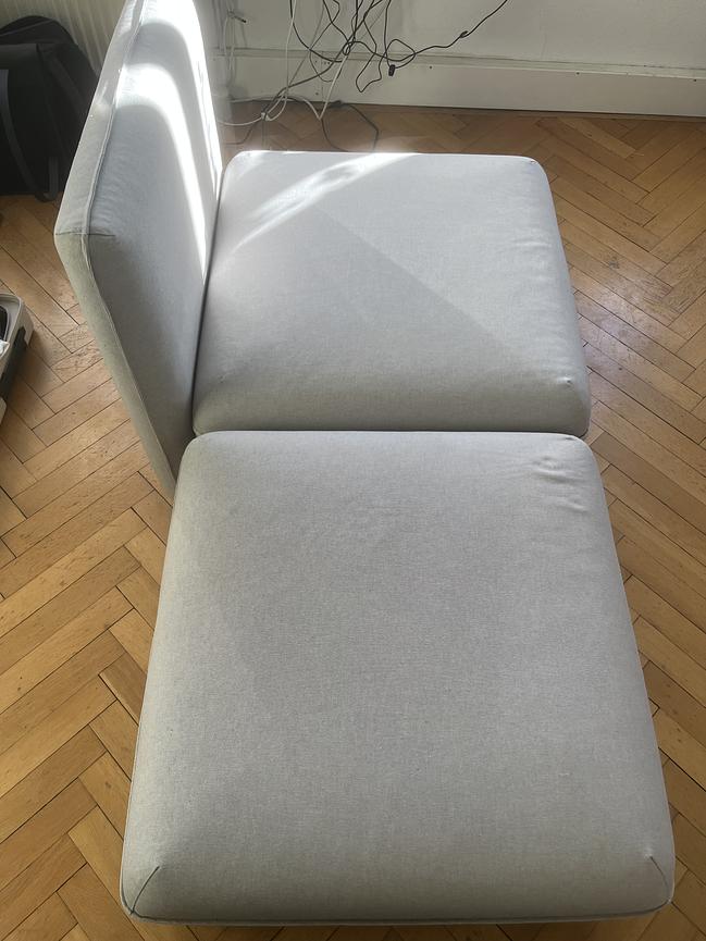 Bild 2 2 Sitzhocker hellgrau