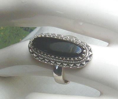 Bild 5 Ring, 925 Silber mit gefassten Onyxstein