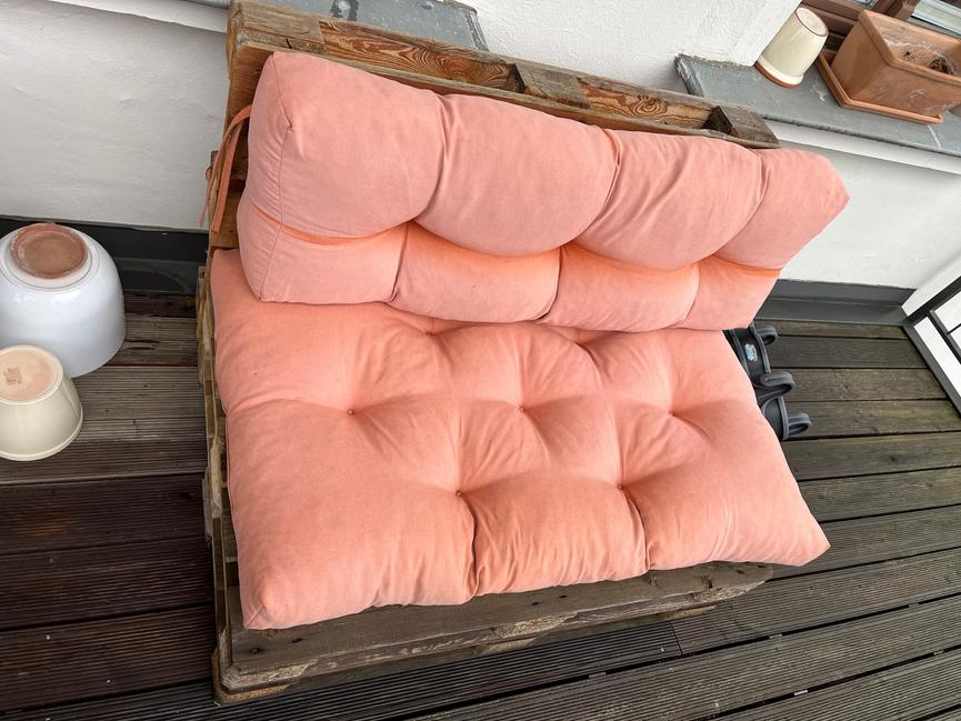 Bild 3 Palettensofa / Palettenbank mit Klappfunktion & Kissen 120 cm