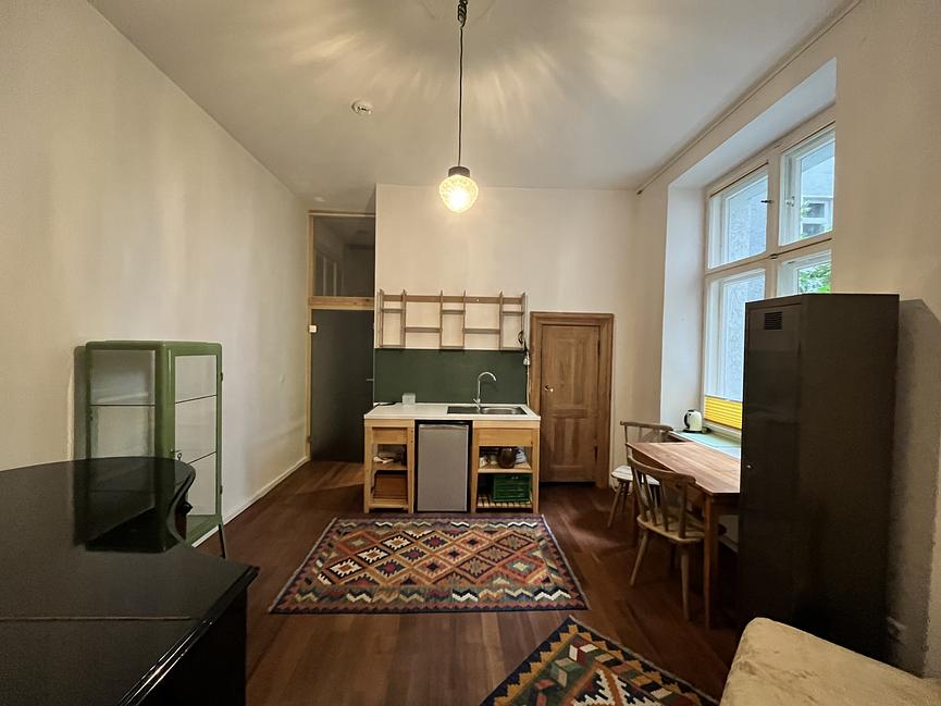Bild 1 1-ZIMMER APPARTMENT /  WOHN-STUDIO MIT FLÜGEL ZU VERMIETEN