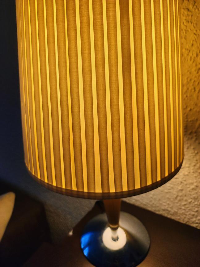 Bild 2 Hübsche Retro Stehlampe heute zu verkaufen