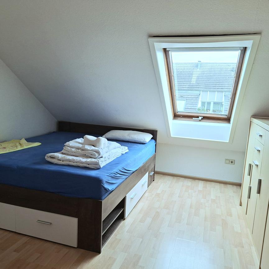 Bild 4 Möblierte 3-Raum-Dachgeschosswohnung in Chemnitz-Grüna zu vermieten