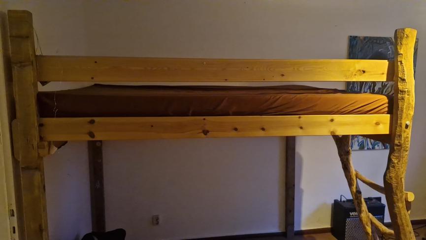 Bild 3 Selbstgebautes Hochbett zu verkaufen