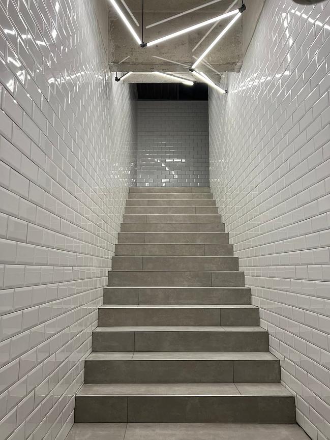 Bild 6 Fliesenlegen, Malerarbeiten, Fassaden