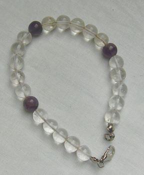 Bild 2 Armband, Bergkristall mit Amethyste