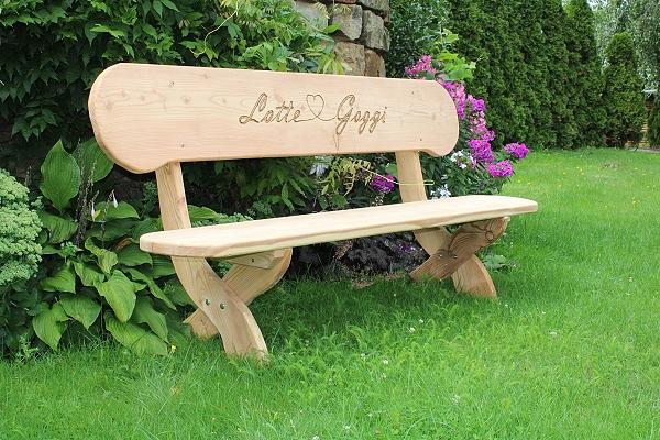 Bild 5 Rustikale Gartenbank mit Gravur. Holzbank. Hochzeitsgeschenk.