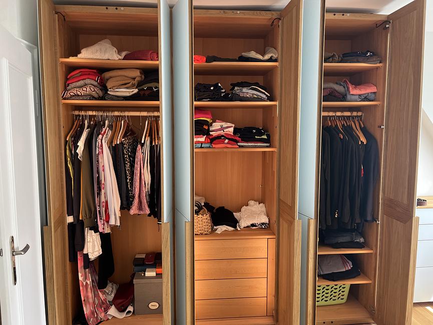 Bild 2 Unbenutzter Kleiderschrank von Team 7