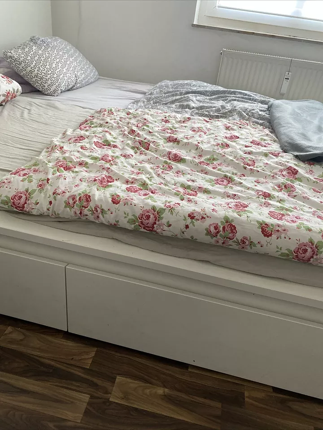 Bild 9 Ikea Malm Bettgestell180cm x 200cm Lattenroste mit 4 Schubladen 175 € VB